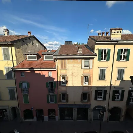 Apartman La Mansardina Di San Leonardo